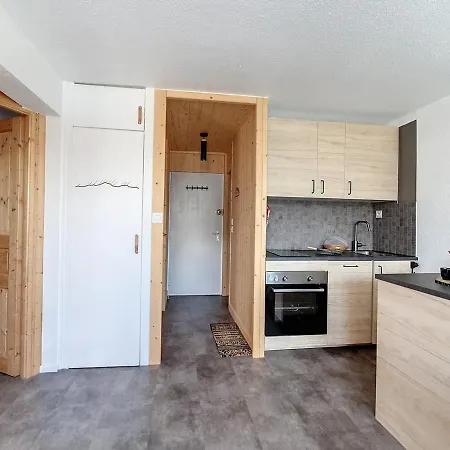 Appartement Moderne 3 Pieces, Aux Pieds, Balcon, Vue Exceptionnelle - Fr-1-344-1121