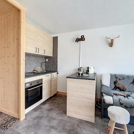 Appartement Moderne 3 Pieces, Aux Pieds, Balcon, Vue Exceptionnelle - Fr-1-344-1121 *